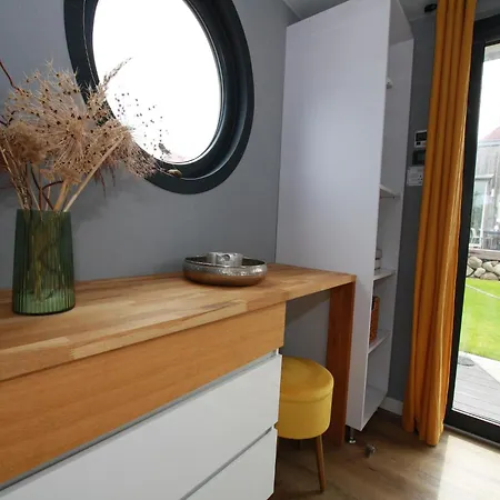 Botel Hausboot Friedrich In Plau Am Plau am See