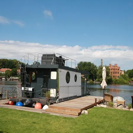 Hausboot Friedrich In Plau Am